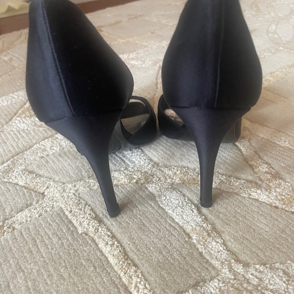 Black Satin Stuart Weitzman Heels - Picture 4 of 9